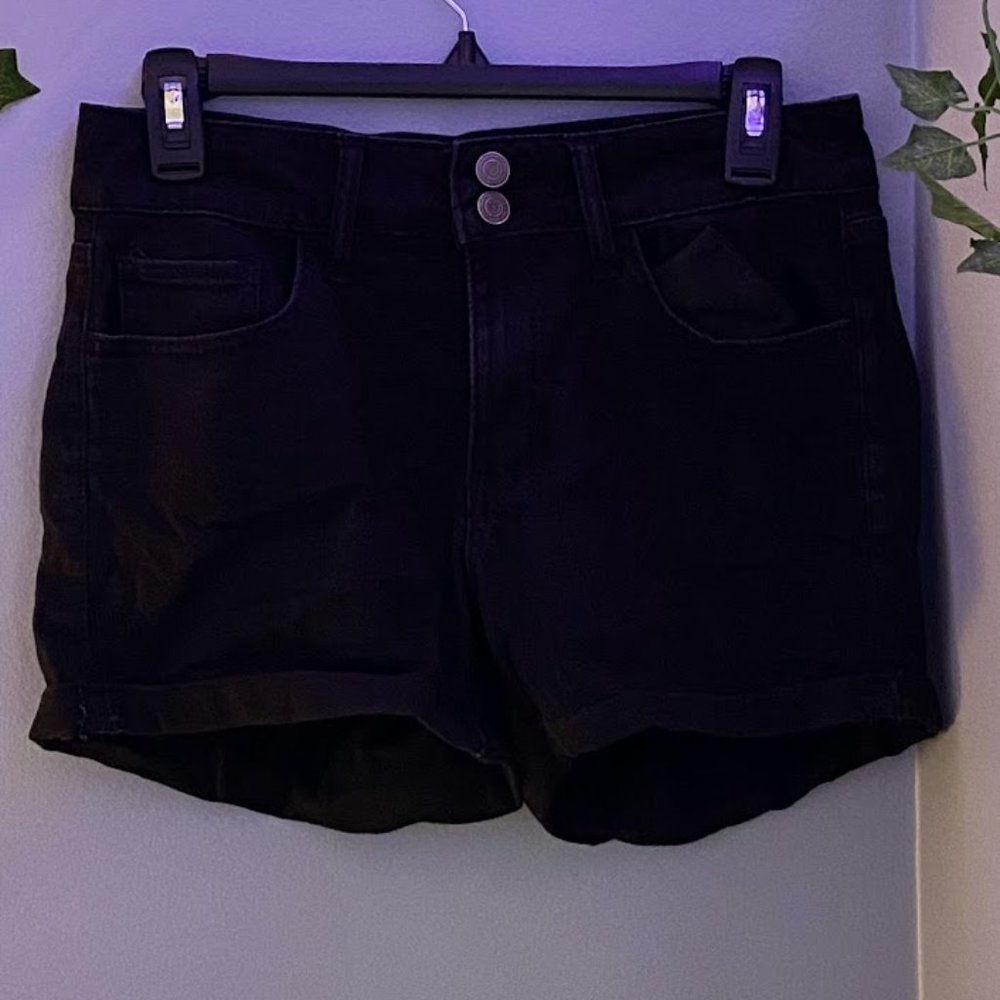 Junior's SO High Rise Midi Shorts